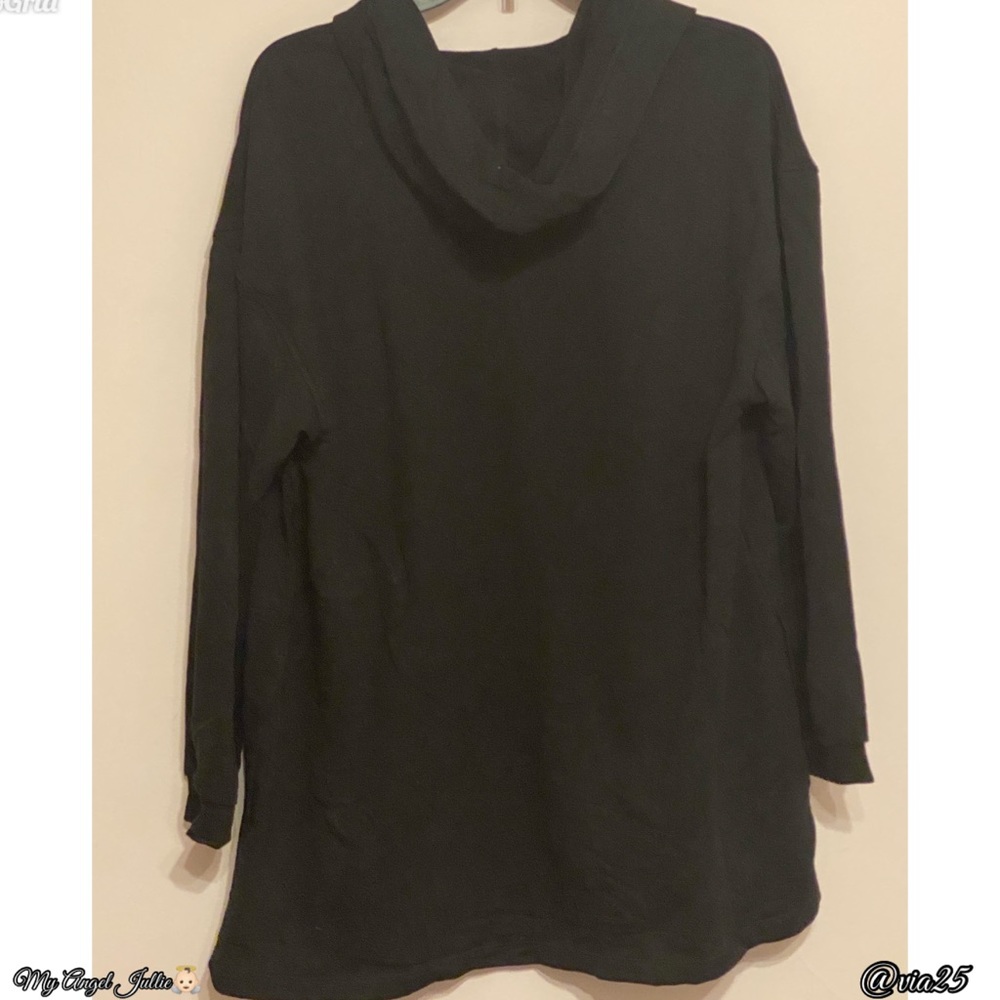 Max Studio Cardigan Women’s Sweater Size: Medium Color: Black - Picture 5 of 10